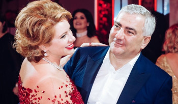 Իմ սրտին գումարած սիրտը քո... . Սամվել Կարապետյանի կնոջ շնորհավորանքն ամուսնուն