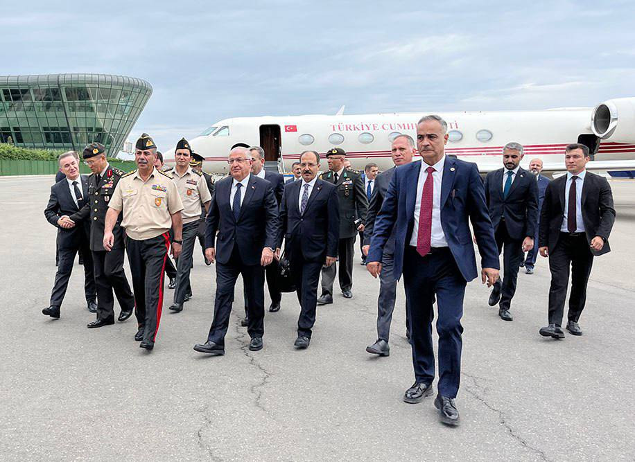 Թուրքիայի պաշտպանության նախարար Յաշար Գյուլերի գլխավորած պատվիրակությունը Ադրբեջանում է