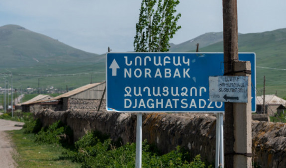 Ադրբեջանի ԶՈՒ-ն կրակ է բացել Նորաբակի հատվածում տեղակայված հայկական դիրքերի ուղղությամբ