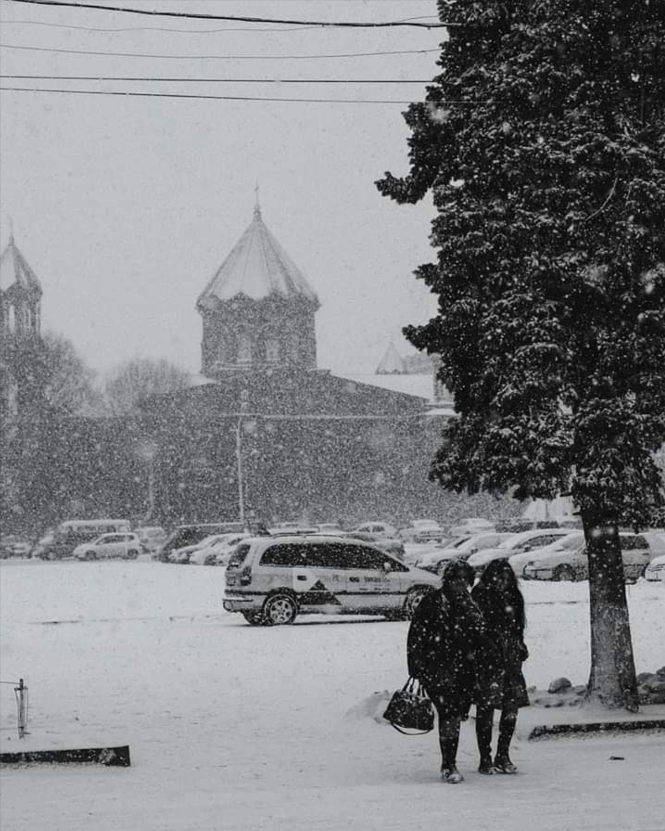 Գյումրիում ձյուն է տեղում. ինչ իրավիճակ է ՀՀ ավտոճանապարհներին