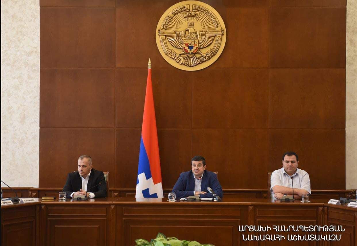 Արայիկ Հարությունյանը գործընկերներին հորդորել է սթափորեն գնահատել իրավիճակը և սատար կանգնել նոր ձևավորվող իշխանությանը