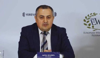 Հավանաբար, Ալբերտ Ազարյանին կհուղարկավորեն Կոմիտասի անվան պանթեոնում, ինքն արժանի մարդ էր շատ․ Կարեն Գիլոյան