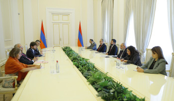 Փաշինյանն ընդունել է Ֆրանսիայի ԱԺ արտաքին հարաբերությունների հանձնաժողովի նախագահին