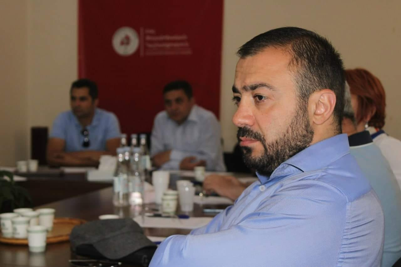 «Հանրապետություն» կուսակցությունն իբր ընդդիմադիր դաշտո՞ւմ է, որ մենք էլ քննարկենք՝ կոալիցիա կկազմե՞նք, թե՞ չենք կազմի․ «Մայր Հայաստան» դաշինքի անդամ