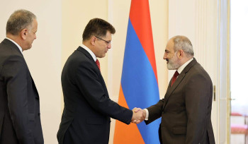 Փաշինյանն ընդունել է Եվրոպական միության ճգնաժամային կառավարման հարցերով հանձնակատարին