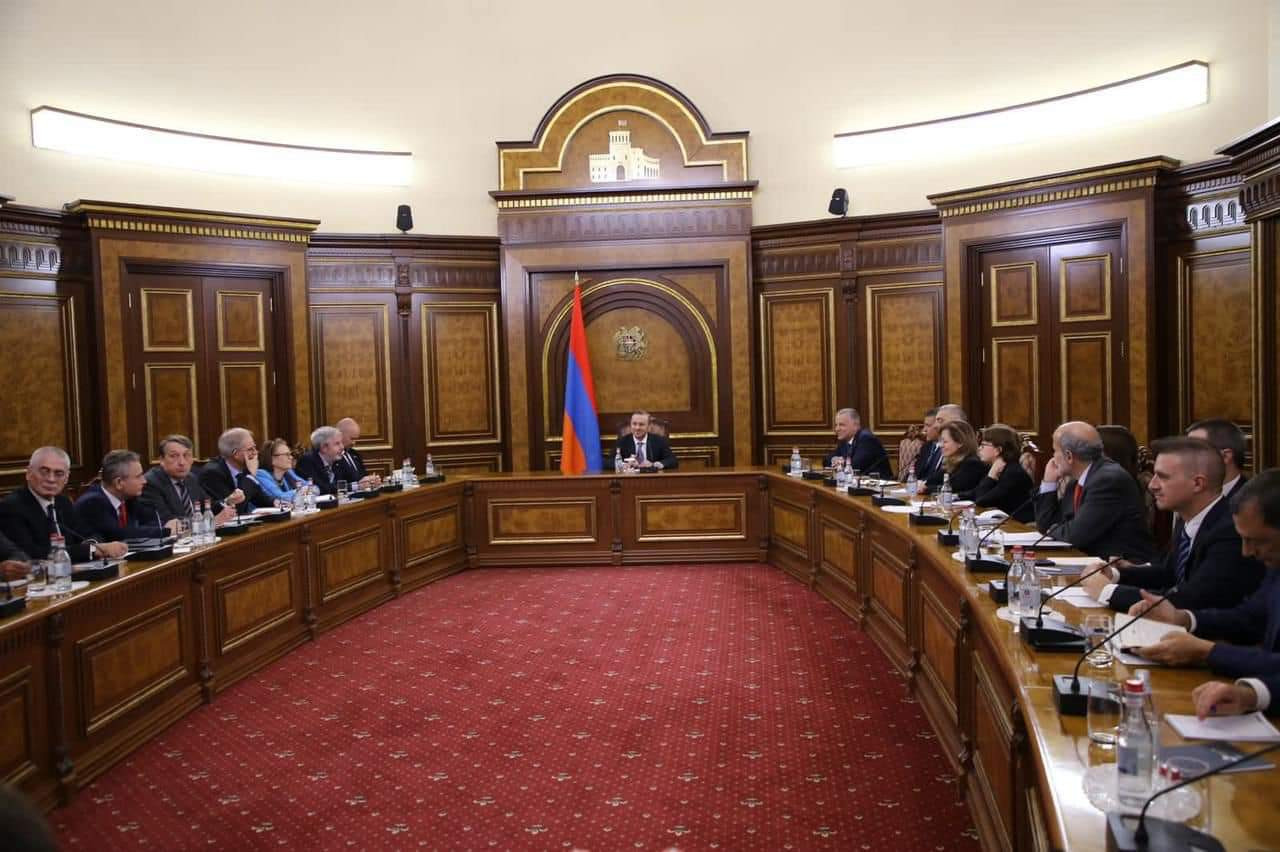 Արմեն Գրիգորյանը հանդիպել է ՀՀ-ում հավատարմագրված ԵՄ ռեզիդենտ և ոչ ռեզիդենտ դեսպանների, ԵՄ պատվիրակության ղեկավարի հետ