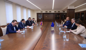 Սուրեն Պապիկյանն ընդունել է ՀՀ-ում Եվրոպական միության պատվիրակության ղեկավարին