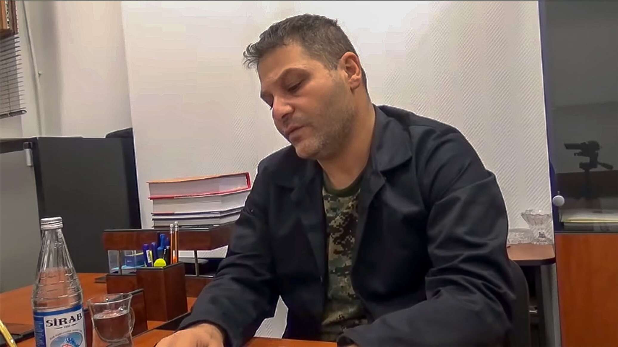 Սպասում եմ լսելու նրա ձայնը. Բաքվում բանտարկված Վիգեն Էուլջեքյանի կինը շնորհավորանքներ է ստանում