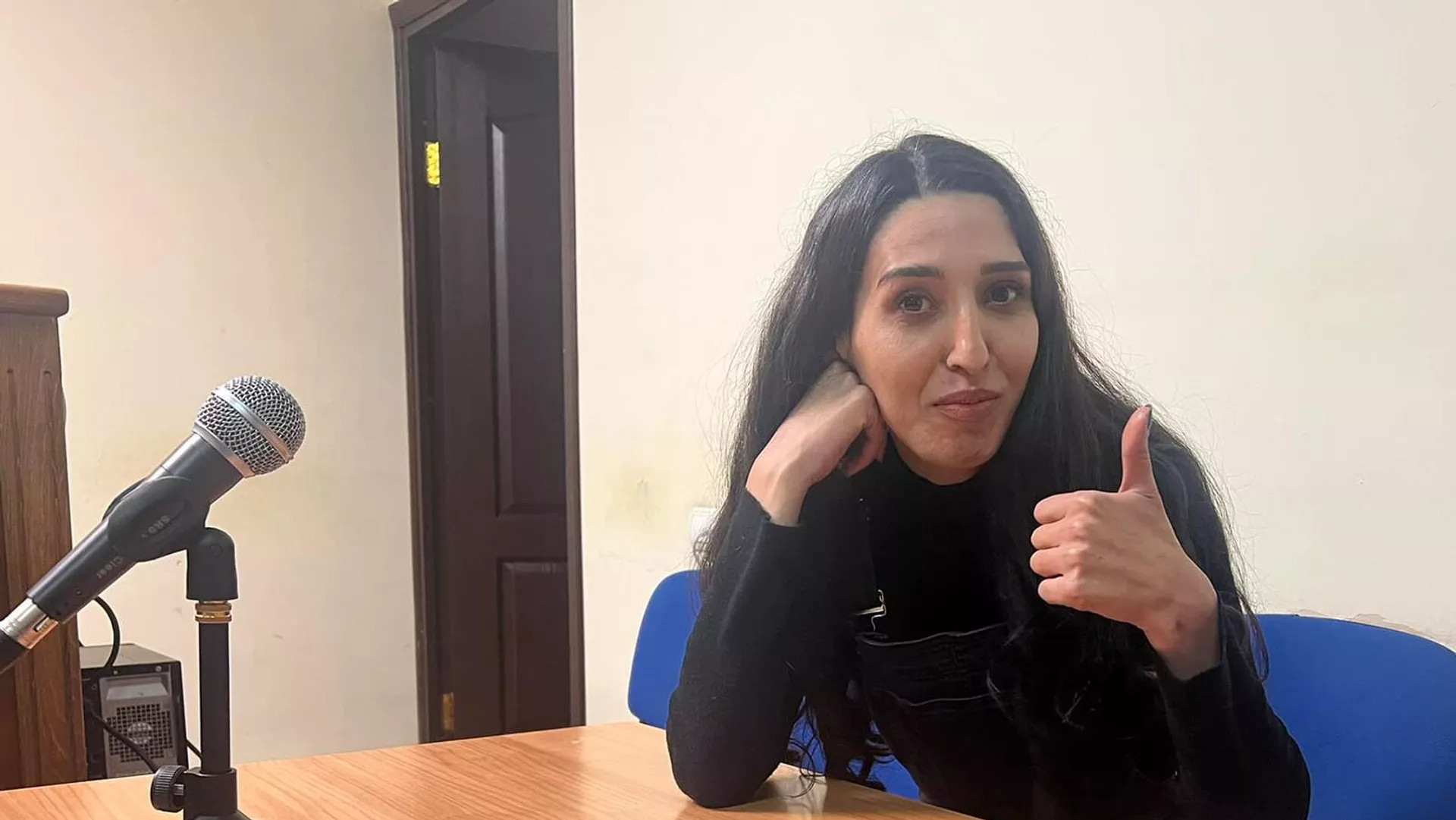 44-օրյա պատերազմում զոհված Գևորգ Վիրաբյանի քույրը` Տաթևիկ Վիրաբյանը, տնային կալանքից ազատվեց
