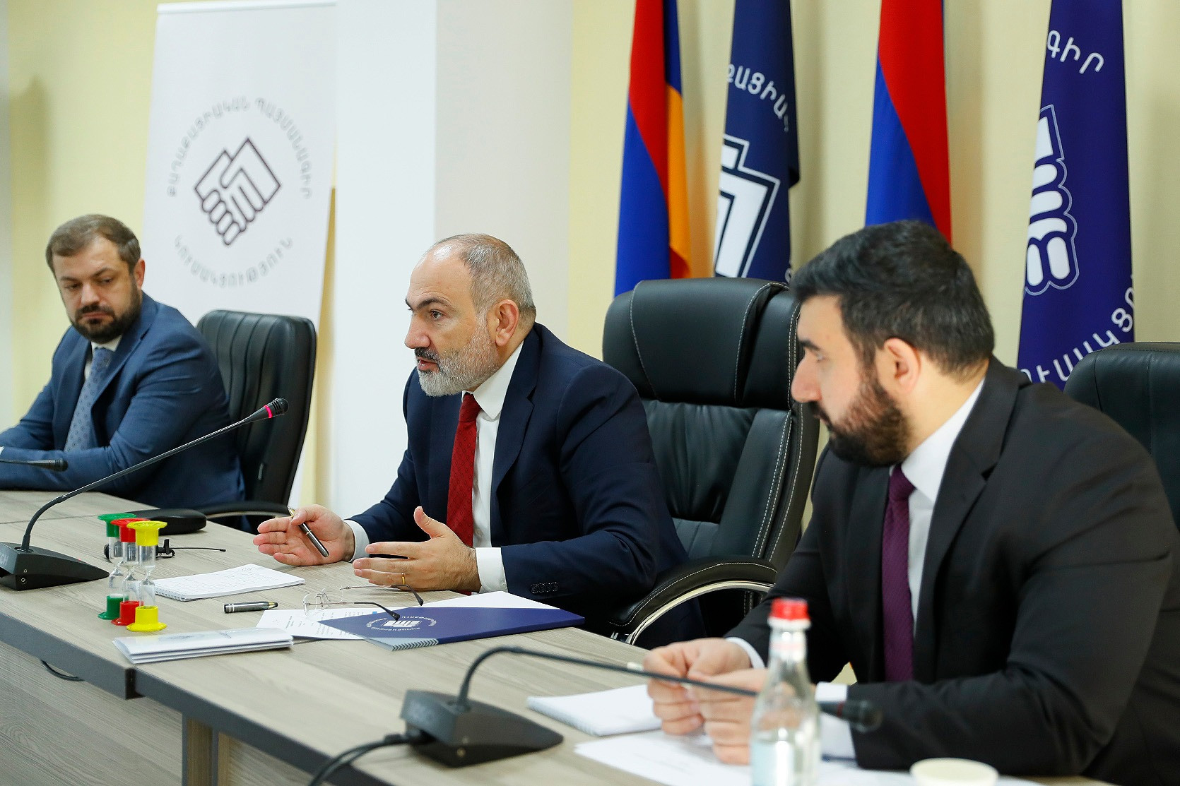 Գյումրիում տեղի է ունեցել «Քաղաքացիական պայմանագրի» քաղաքական ժողովը