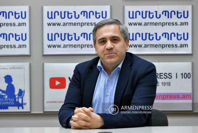 Ես կարծում եմ՝ Օզբիլիսի՝ ՀՖՖ նախագահի թեկնածու առաջադրվելու որոշման հետևում ինքը չէ կանգնած. Արմեն Մելիքբեկյան. «Արմենպրես»