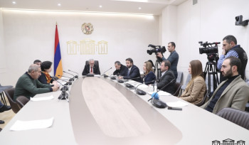 Օրենսդրական նախաձեռնությամբ ԱԱԾ տնօրենին եւ նրա տեղակալներին պաշտոնի կնշանակի եւ կազատի ՀՀ վարչապետը