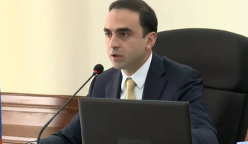 «Տիգրան Ավինյանը հետո տուն չի տանելու էդ խորհրդականներին ու օգնականներին․ էստեղ նստած են, Արեյանն ա, Շահբազյանն ա, Լազարյանն ա»․ քաղաքապետ