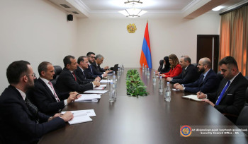 Արմեն Գրիգորյանն Իտալիայի Արտաքին գործերի փոխնախարարի հետ քննարկել է Լաչինի փաստահավաք խումբ գործուղելու հարցը