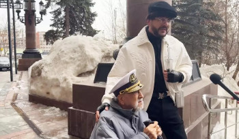 Ֆիլիպ Կիրկորովը Մոսկվայի ընտրատեղամաս է գնացել հոր հետ՝ քվեարկելու նախագահական ընտրություններում