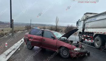 «Ծիրանի» ռեստորանի հարևանությամբ բախվել են ՀՀ ՊՆ ծառայողների «Opel»-ները․ կան վիրավորներ․ shamshyan.com