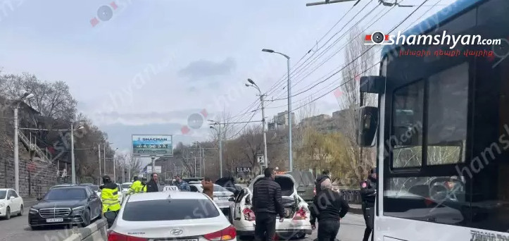 Ավտովթար-վրաերթ Երևանում՝ Opel-ի, Nissan-ի և «Zhongtong» ավտոբուսի մասնակցությամբ․ կա զոհ և վիրավորներ․ Shamshyan.com