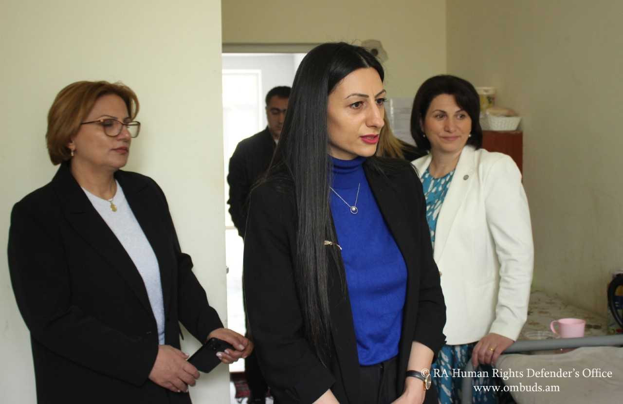 Անահիտ Մանասյանը «Աբովյան» քրեակատարողական հիմնարկում ուսումնասիրել է կին և անչափահաս ազատությունից զրկված անձանց պահման պայմանները (լուսանկարներ)