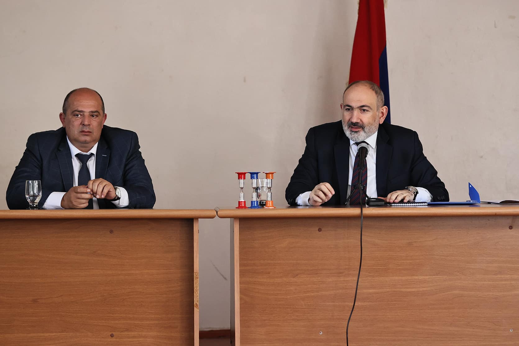 Փաշինյանը ոսկեպարցիներին ներկայացրել է Ադրբեջանի հետ սահմանազատման գործընթացում առկա իրավիճակը