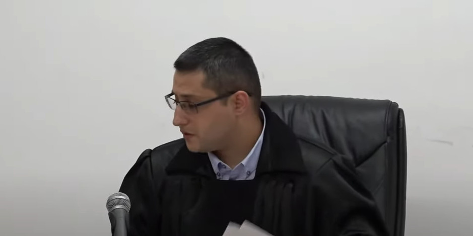 Վազգեն Սաղաթելյանի ու Նարեկ Սամսոնյանի վարույթով դատավորն ինքնաբացարկ հայտնեց