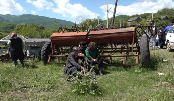 Լուռ մտորումներ, արտասվող կանայք․ ինչ իրավիճակ է Կիրանցում այսօր (տեսանյութ)