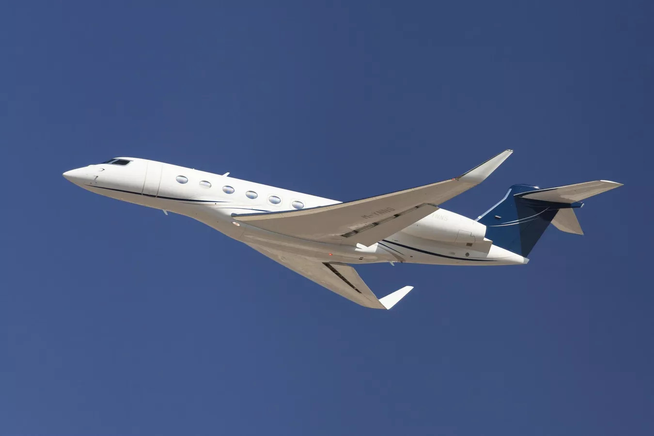Սամարայից Մոսկվա թռչող ուղևորատար Airbus 321-ի անվադողը պայթել է․ ինքնաթիռը վթարային վայրէջք է կատարել