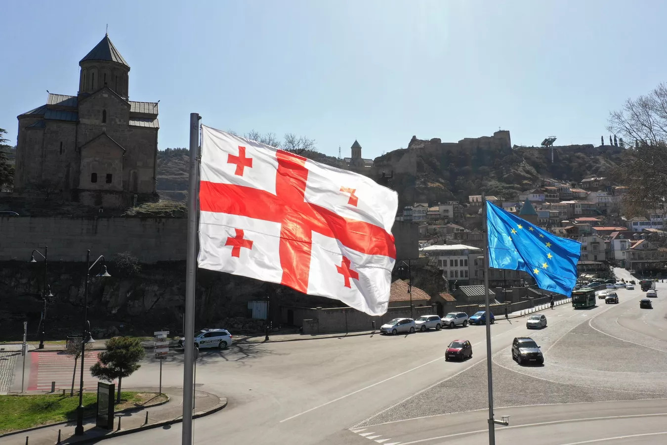 Վրաստանում ռազմական ուղղաթիռ է կործանվել