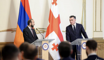 Հարգելի՛ ընկեր, սիրելի՛ ընկեր, պարոն նախարար, ուզում եմ առիթից օգտվելով՝ հրավիրել Ձեզ Երևան․ Արարատ Միրզոյանը՝ Իլյա Դարչիաշվիլիին