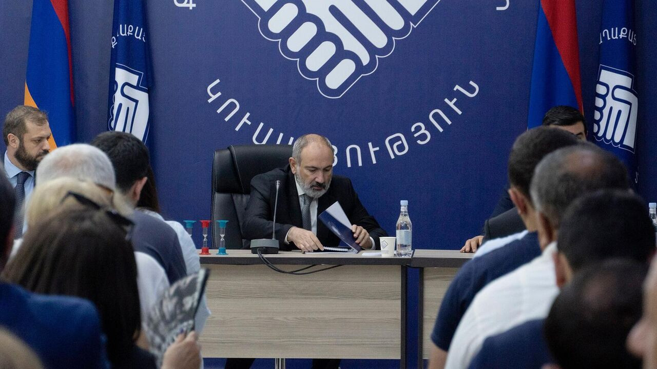 Առաջիկա ընտրություններից առաջ կրկին խաղարկելու են նախկին թալանչիների թեման. «Հրապարակ»