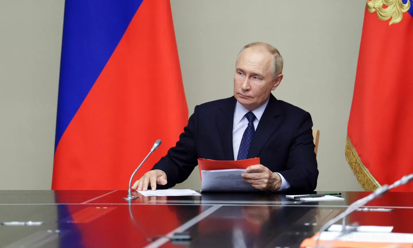 Վլադիմիր Պուտինը խորհրդակցություն է անցկացրել Կուրսկի շրջանում ստեղծված իրավիճակի շուրջ