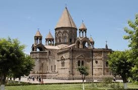 Փաշինյանը ԱԱԾ-ի միջոցով իմացել է, որ իրեն հրավիրելու են Մայր Տաճարի բացմանը և նախօրոք խուսանավել է
