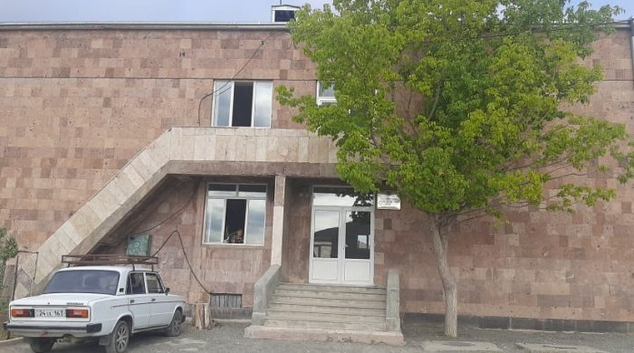 Հիմա դասատու է, մի հատ էլ ապտակել է, ես դրանում վատ բան չեմ գտնում. բռնության ենթարկված աշակերտի մայր․ Aravot.am