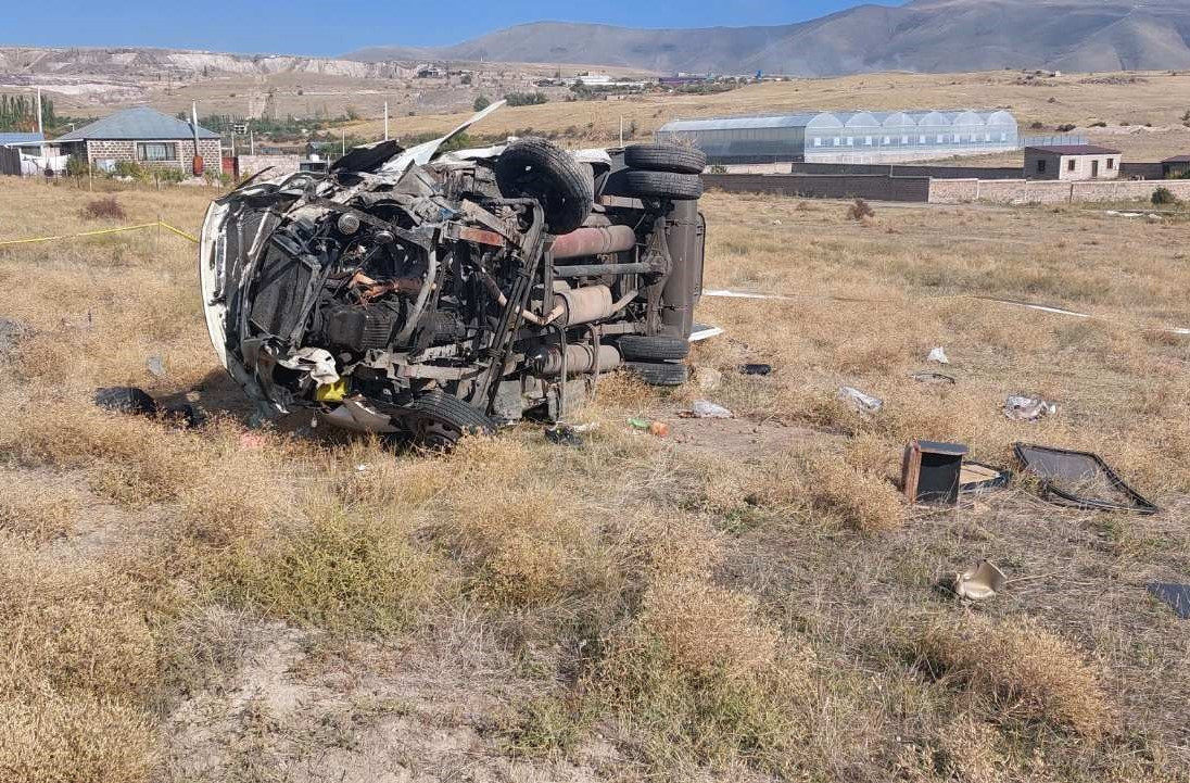 8 տուժած և 1 զոh. Երևան-Սևան ճանապարհին «GAZel»-ը կողաշրջվել է