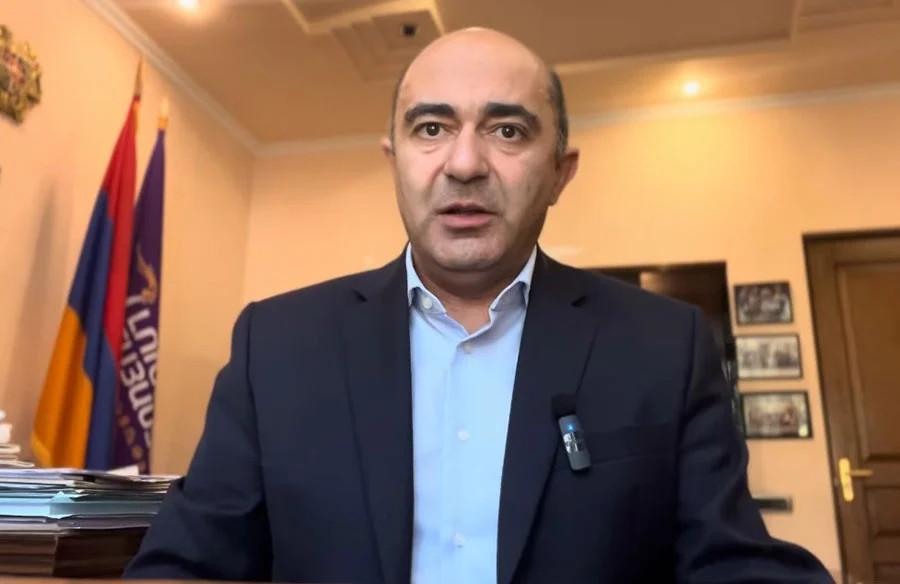 Ժողովուրդ ջան, Փաշինյանն ինչքան էլ համոզի, որ Ռոբերտ Քոչարյանը և Սերժ Սարգսյանը հետ կգան, չպետք է վախենաք ու ընտրեք նրան, վտանգ չկա․ Էդմոն Մարուքյան