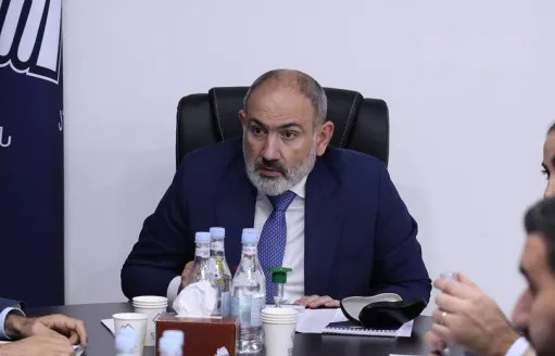 Իշխանական խոշոր հավաք՝ ՔՊ գրասենյակում, ներկա է Փաշինյանը, ԱԽՔ-ը, ԱԺ խոսնակը և այլք