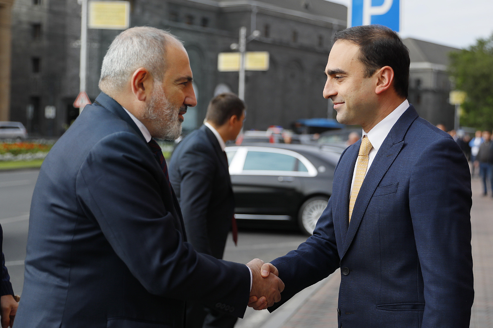 Իմ և Փաշինյանի միջև սեպ խրել չի հաջողվի․ Տիգրան Ավինյան