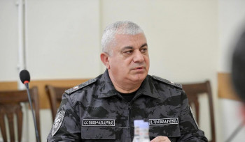 Ոստիկանապետ Արամ Հովհաննիսյանը դատարանում պահանջում է «լակոտ» արտահայտությունը վիրավորական չորակել