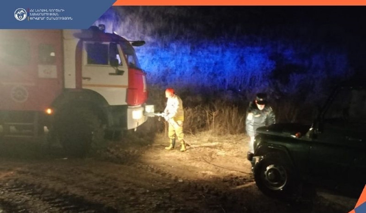 Ջերմուկի մոտակայքում մեքենան ընկել է գետը