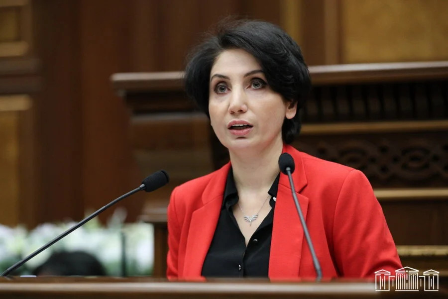 Արդարադատության նախարարի տեղակալի ԺՊ Արմենուհի Հարությունյանը ազատվել է զբաղեցրած պաշտոնից