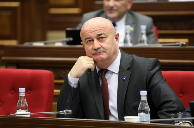Աղազարյանը որոշում կայացրել է, կհրապարակի երկուշաբթի օրը` ժամը 18:00-ին