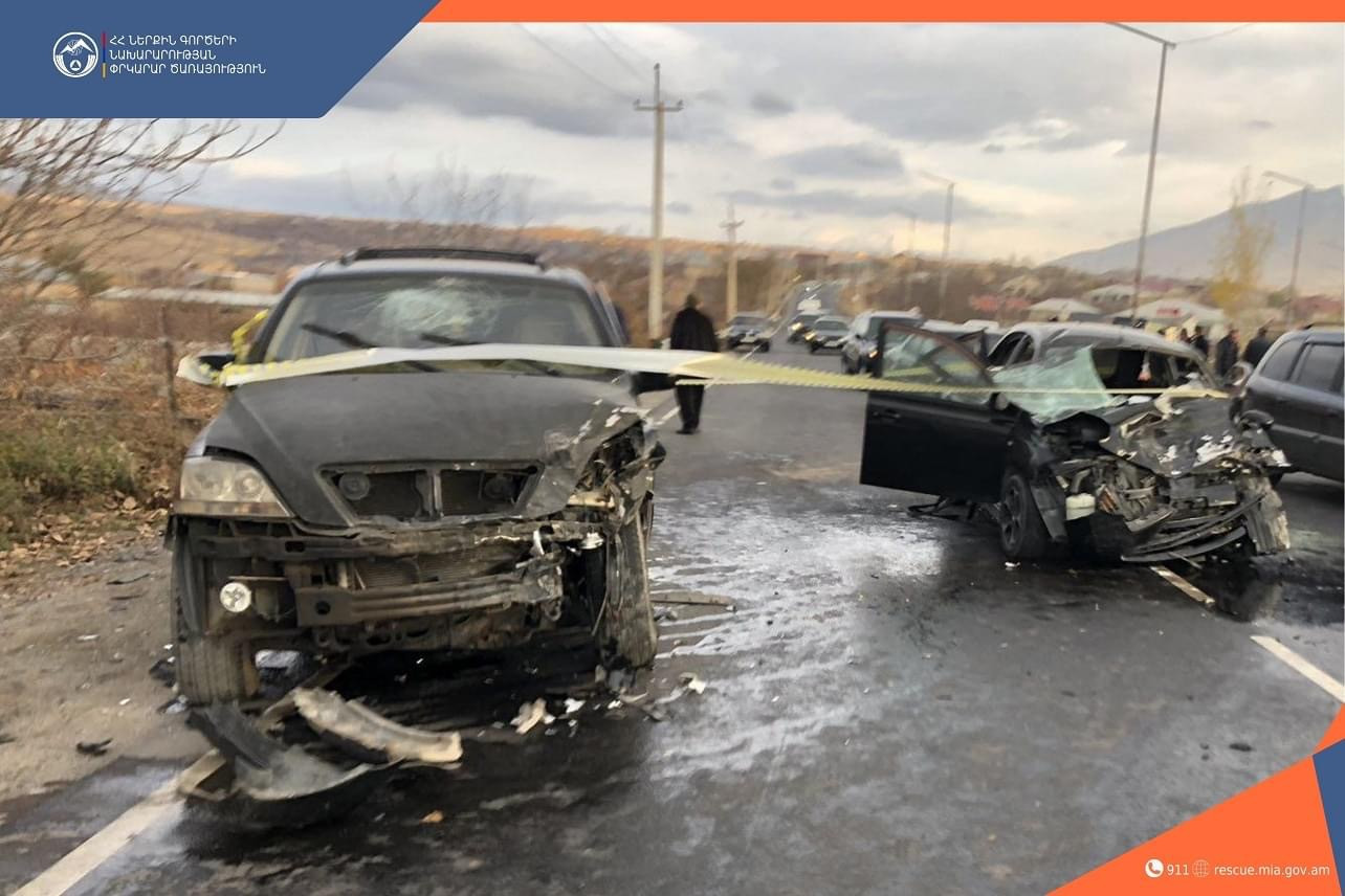 Ավտովթար՝ Աշտարակ-Կարբի ավտոճանապարհին. վիրավորներ կան