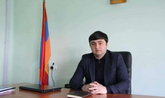 Ազատ է արձակվել Մերձավան բնակավայրի վարչական ղեկավար Մհեր Ախտոյանը