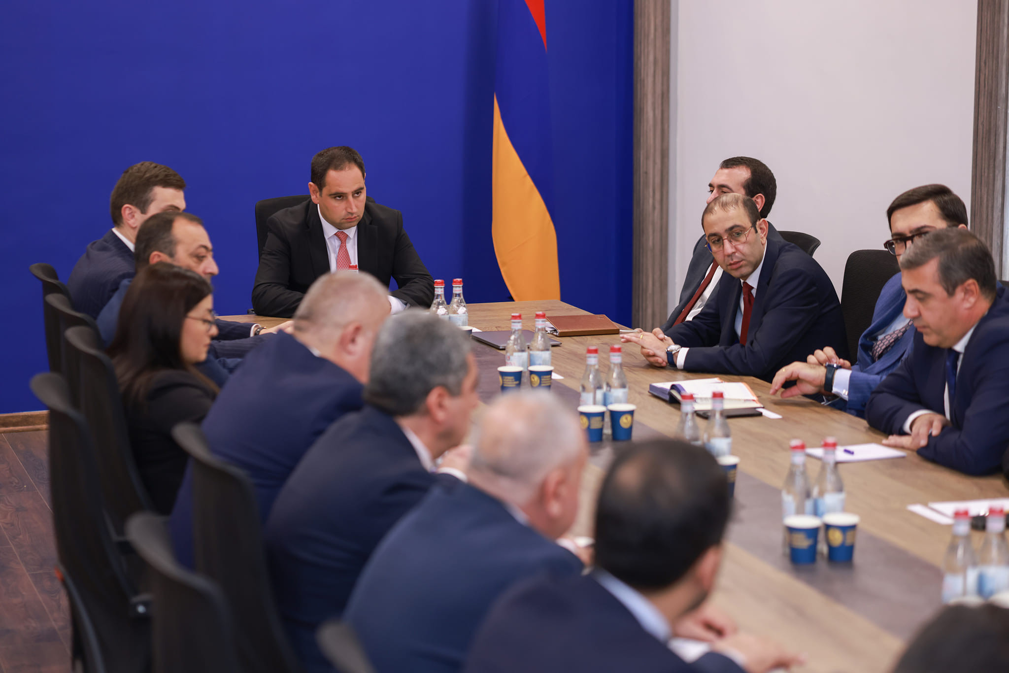 Դավիթ Խուդաթյանը ՏԿԵՆ համակարգման ներքո գործող ՓԲԸ-ների ղեկավարների մասնակցությամբ աշխատանքային քննարկում է անցկացրել։