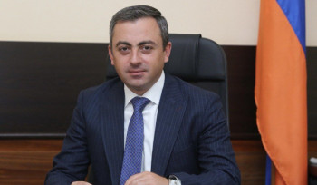 Պայմանագրի ստորագրումից  երկու տարի անց ֆաշիստական բանակի հռթիռները պայթում էին արդեն Լոնդոնի երկնքում, իսկ Ֆրանսիայի տարածքի 60%-ը գրաված էր. զուգահեռներ հայկական իրականության հետ. Իշխան Սաղաթելյանի հոդվածը
