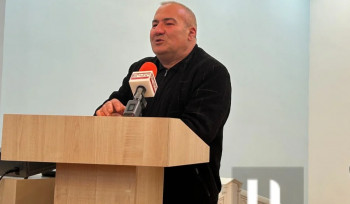 Կայացել է բանաստեղծ Խաչիկ Մանուկյանի «Վերջին մեղրամիս» գրքի շնորհանդեսը