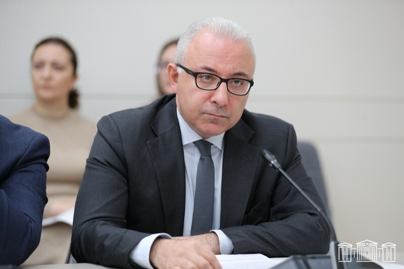Տարածաշրջանում փոփոխվող անվտանգային միջավայրը պահանջում է ուժերի գերլարում․ ԱԳՆ-ն առաջարկում է դիվանագետների համար հավելավճարը 3 տոկոսի փոխարեն սահմանել 80 տոկոս