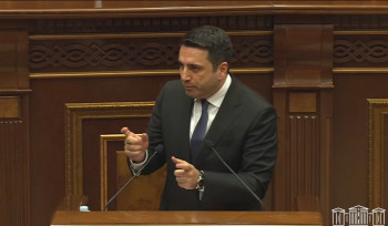Մեռաք ցույց անելով, խնդիրը նրանում է, որ երբ երկրում կա ընտրական մեխանիզմ, ցույց անելը դժվար է. Ալեն Սիմոնյան