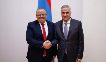 Փոխվարչապետ Մհեր Գրիգորյանն ընդունել է Ալժիրի դեսպան Բումեդիեն Գեննադիին