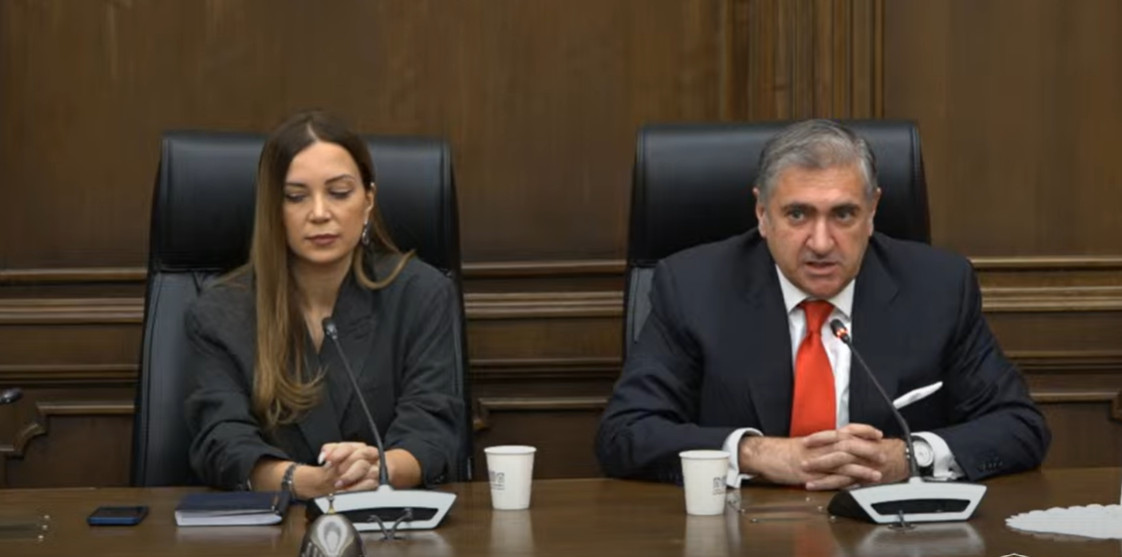 Մեր ձախողումը Նիկոլ Փաշինյանի ձախողումները չկանխելն է, դուք հիմքը թողած՝ վերադառնում եք ածանցյալին․ Արթուր Խաչատրյան