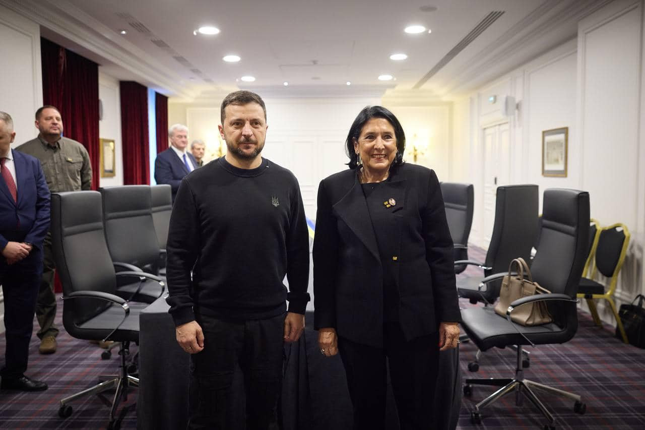 Փարիզում հանդիպել են Ուկրաինայի ու Վրաստանի նախագահները